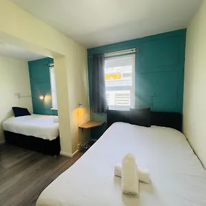 Calypso Hotel